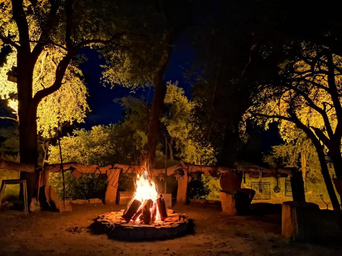 Sable Creek Safari Lodge Тзанеен Экстерьер фото